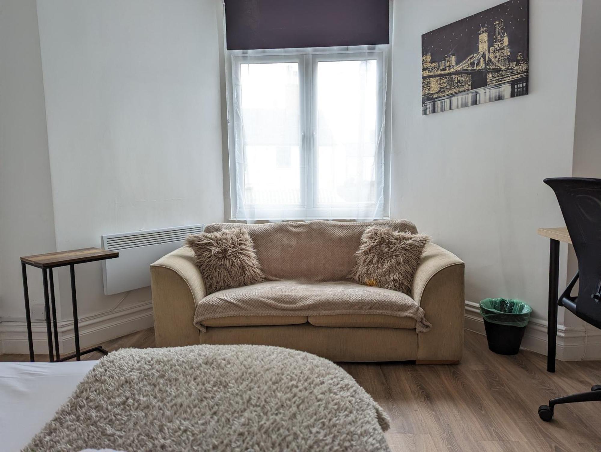 Serene 1 Bedroom Flat In Roath Cardiff Eksteriør billede