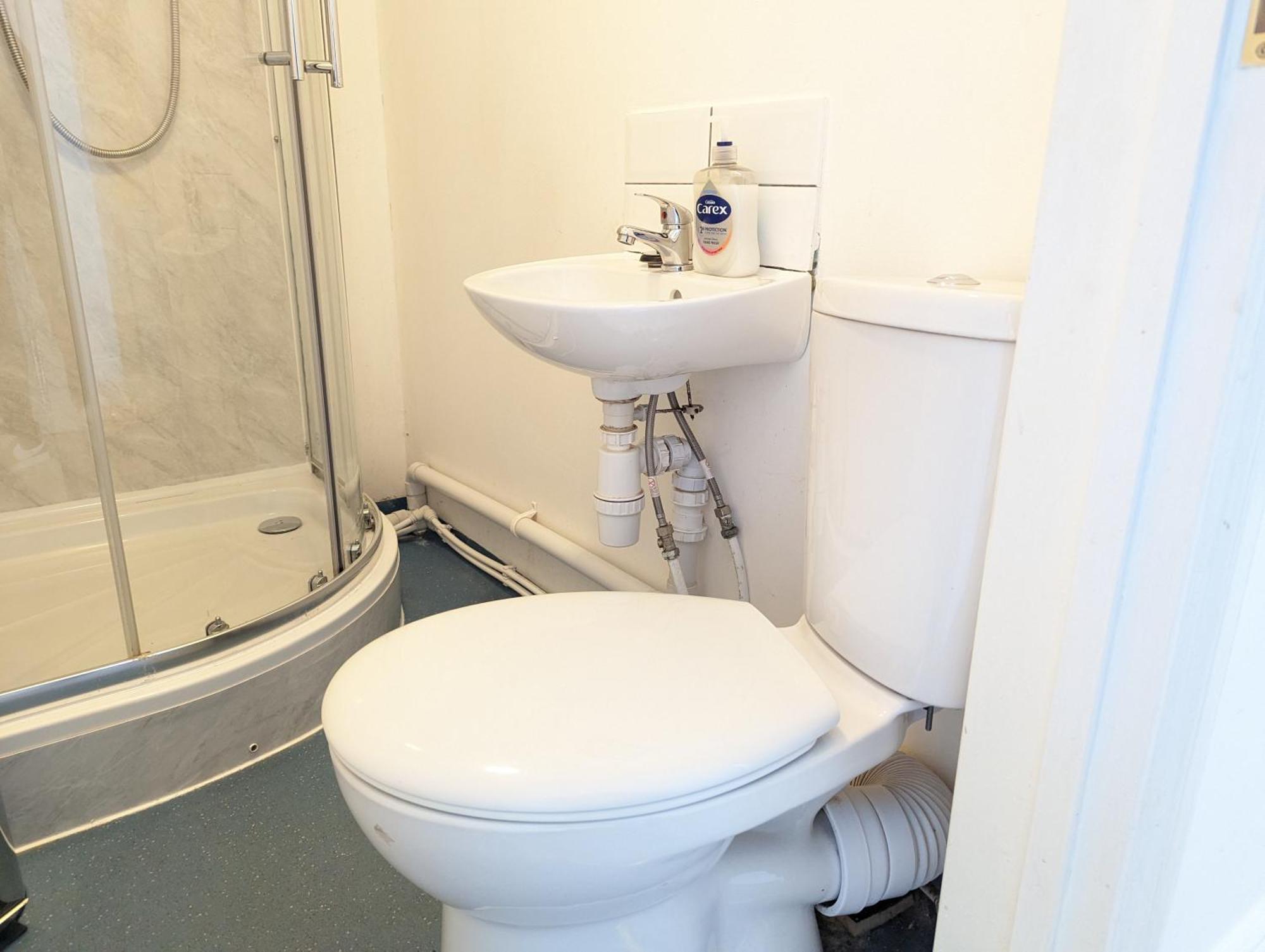 Serene 1 Bedroom Flat In Roath Cardiff Eksteriør billede