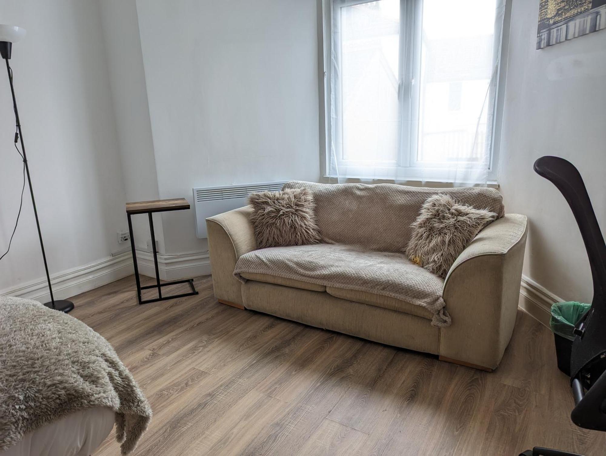 Serene 1 Bedroom Flat In Roath Cardiff Eksteriør billede